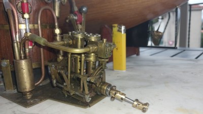 moteur vapeur.jpg