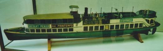 001_bateau parisien.jpeg