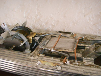 SSL14025.JPG (535.23 Kio) Vu 34589 fois Mécanisme d'entrainement de la roue à aubes à partir du mouvement de la membrane.