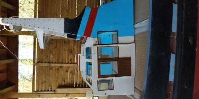 Coté de la superstructure haute.jpg